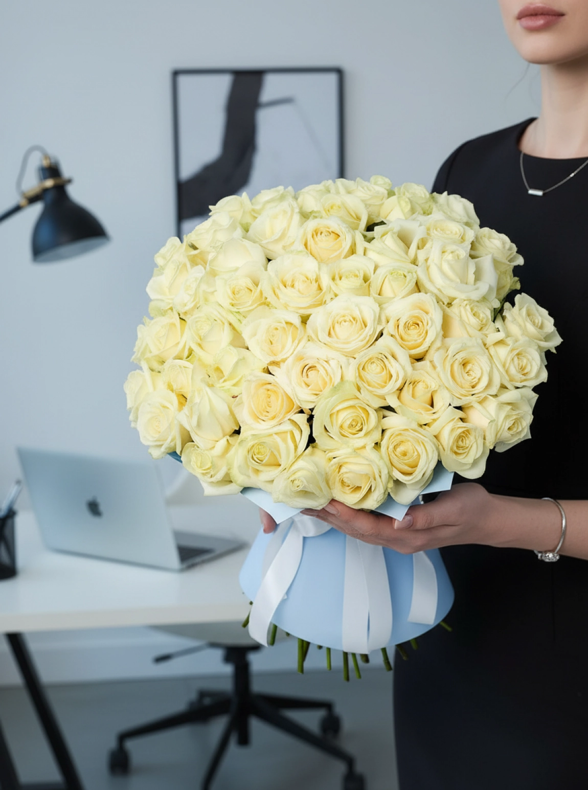 51 Adet Krem Gül Buketi