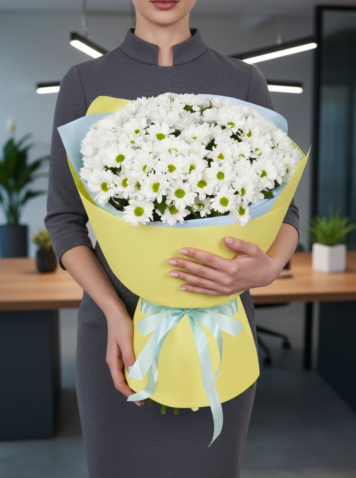 Büyük Sarı Kağıtta Papatya Buketi