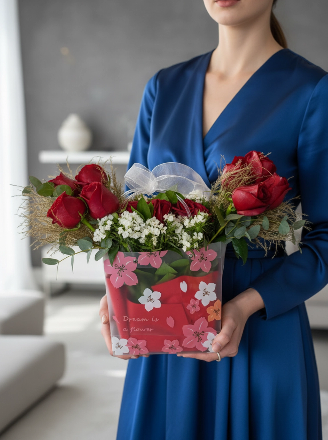 Çantada 15 Adet Kırmızı Gül Aranjmanı