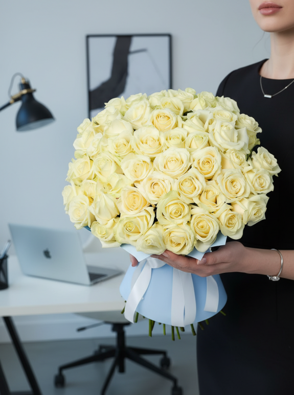 51 Adet Krem Gül Buketi